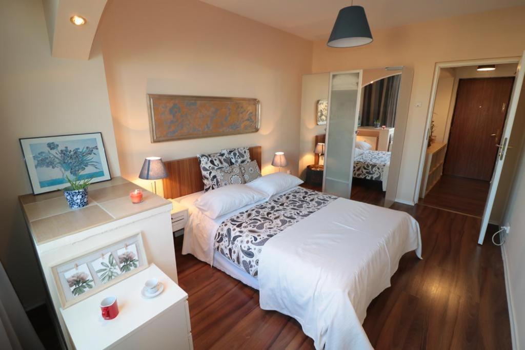 בוקרשט Eva Twin Apartments מראה חיצוני תמונה