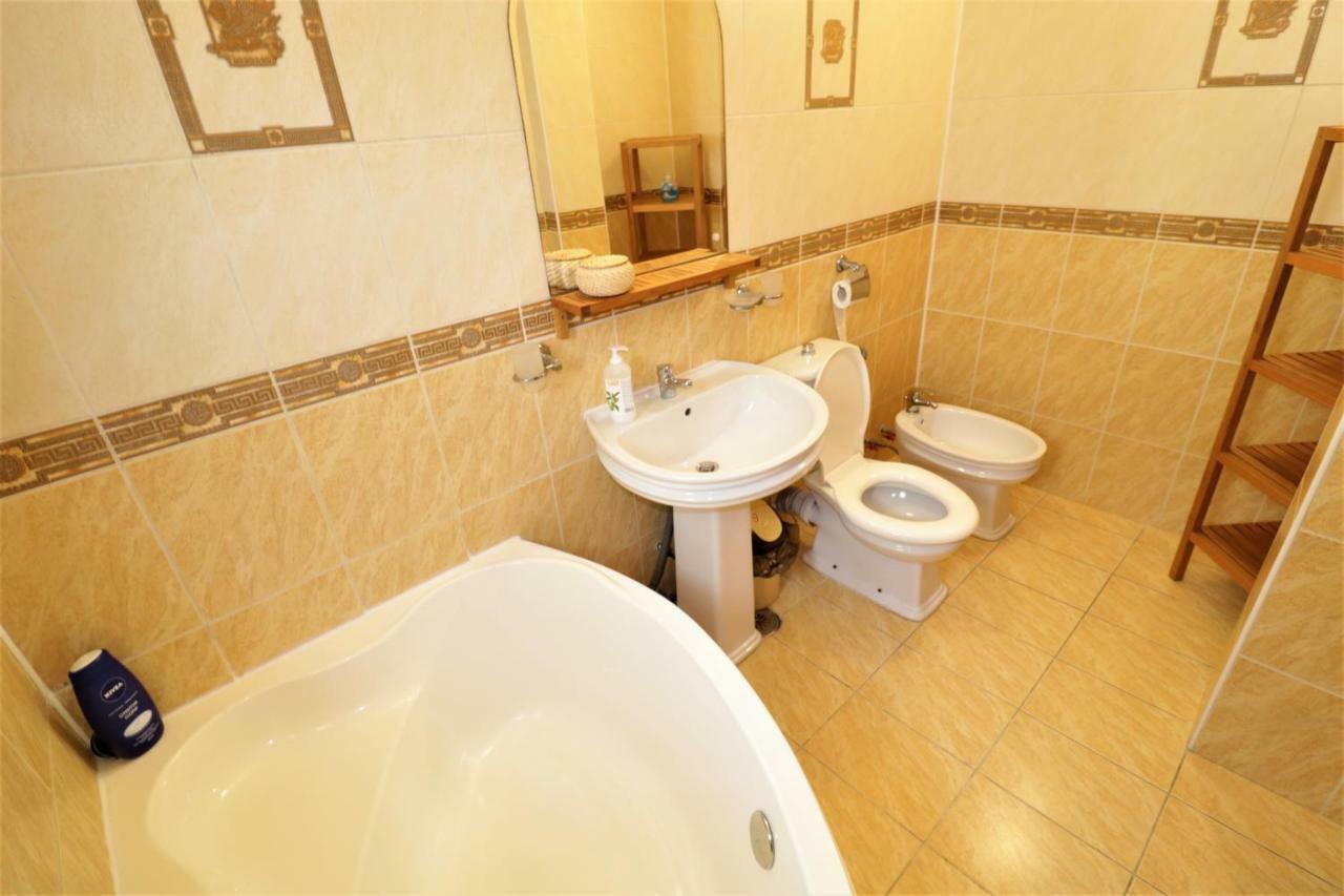 בוקרשט Eva Twin Apartments מראה חיצוני תמונה